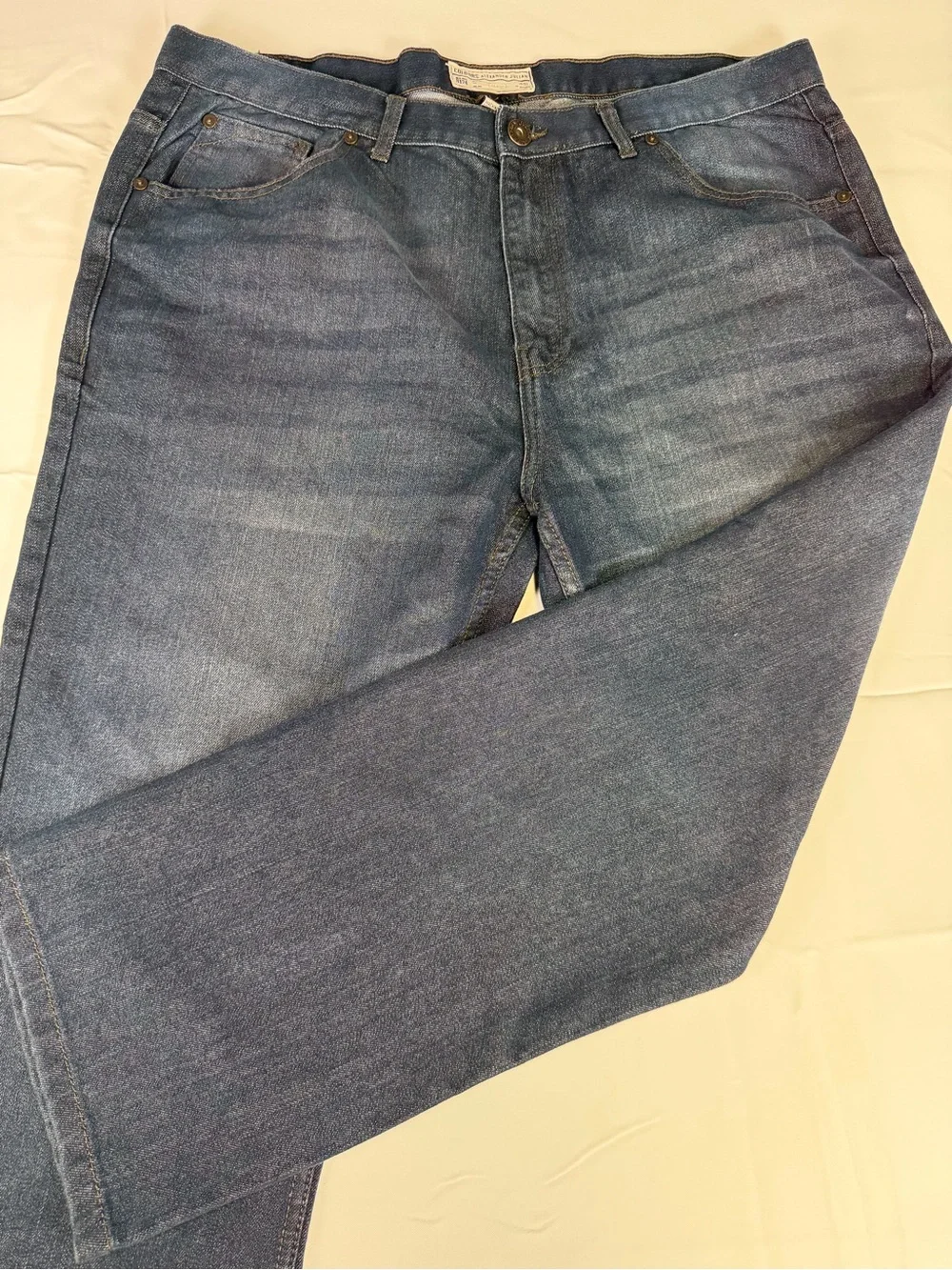 Alexander Julian Colours Men's Faded Blue Straight Jeans 42 x 30